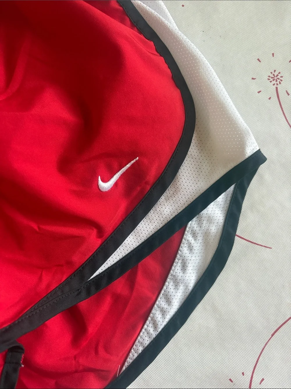 NIKE GYM SHORTS